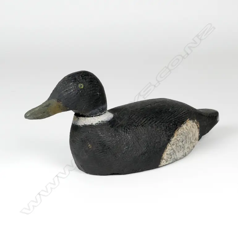 A 13" wooden spoon bill (shoveller) hen decoy Image 1++