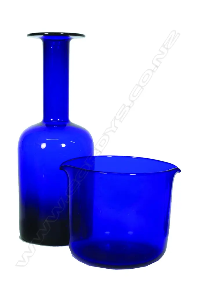 A Bristol blue glass rinser and carafe Image 1++