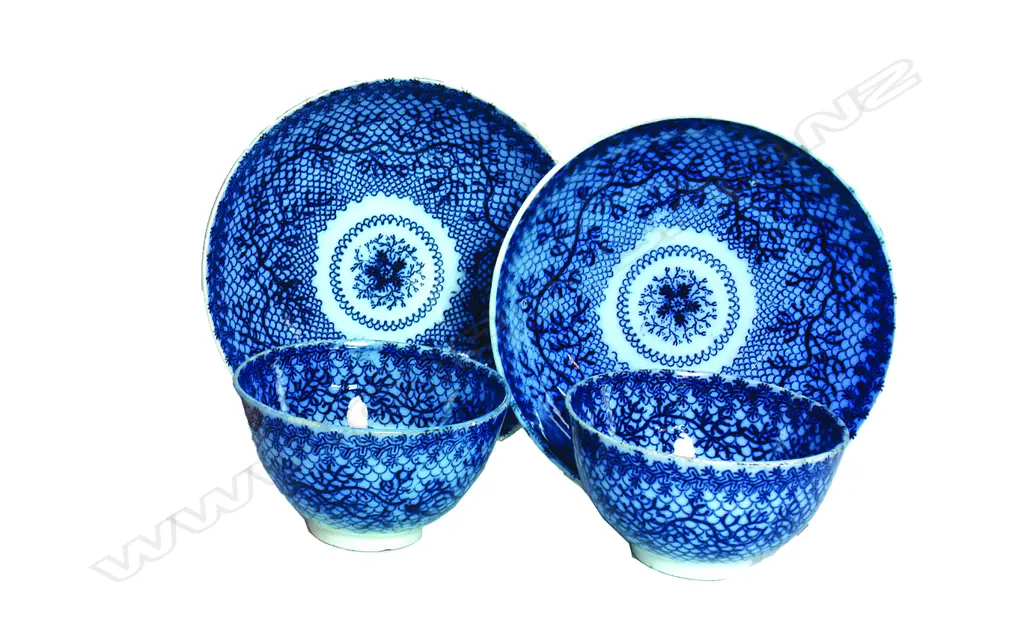 Six early 19thC English Hackwood blue and white saucer dishes and five matching tea bowls Image 1++