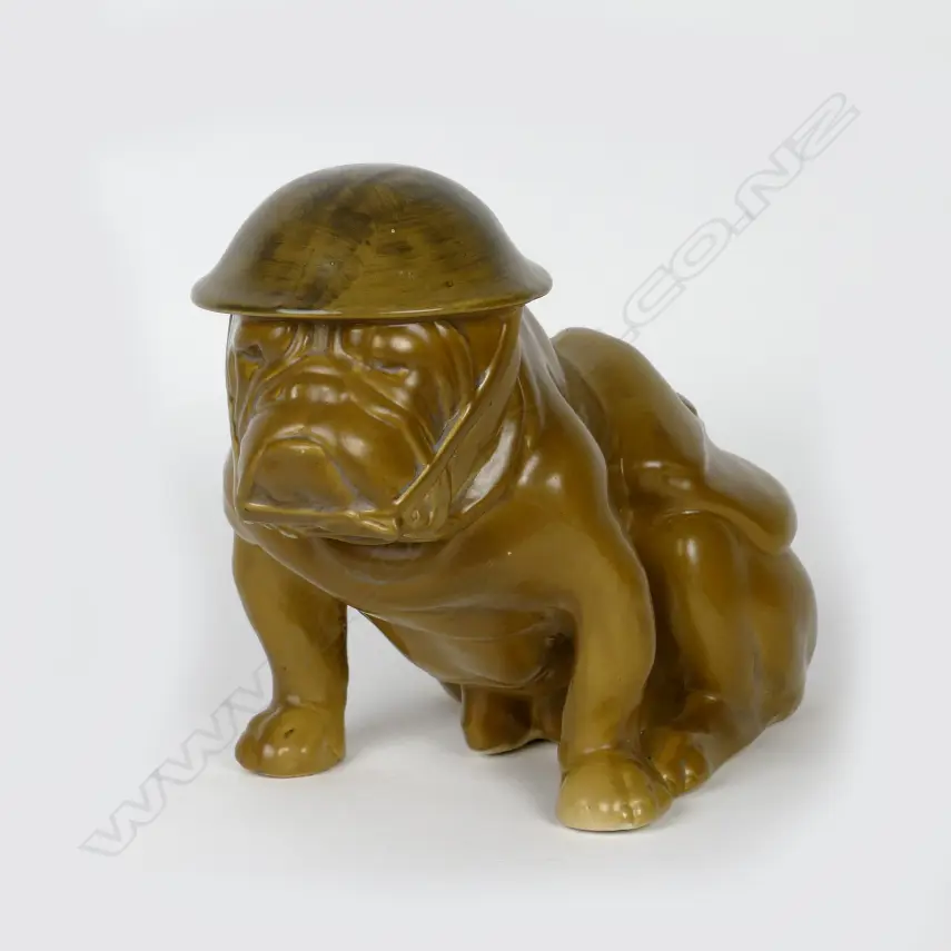 A Royal Doulton WWI period khaki bulldog Image 1++
