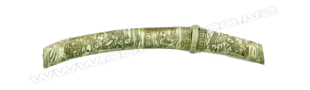 A Japanese Meiji period carved bone and steel Tanto knife Image 1++