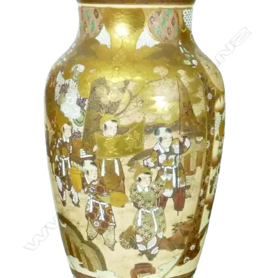 A large Japanese Satsuma earthenware vase