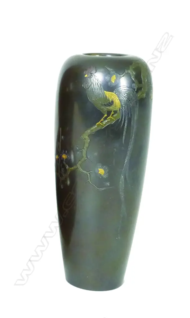 A Japanese small inlaid bronze vase from the Nogawa workshop Image 1++