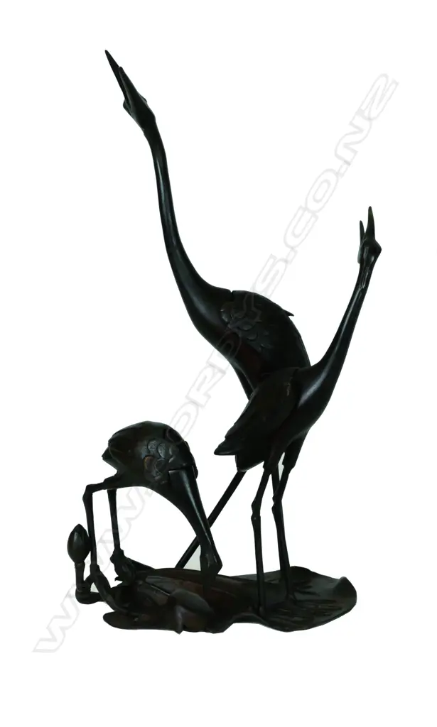 A Japanese bronze incense burner Image 1++