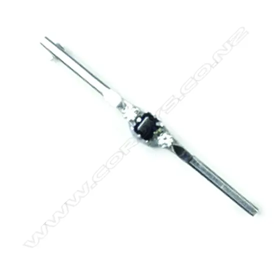 An estate 18ct. white gold