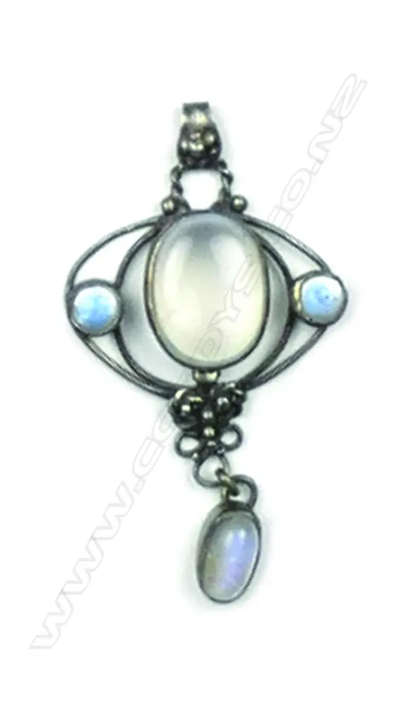 A vintage Arts & Crafts silver moonstone and enamel pendant Image 1++