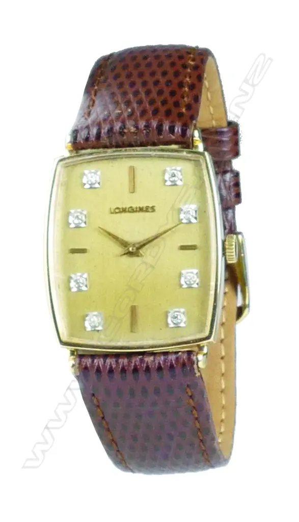 A c.1941 Longines 14ct. yellow gold rectangular men's wristwatch Image 1++