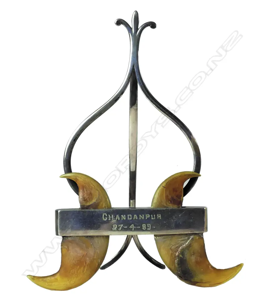 A 19thC Indian silver framed menu stand Image 1++