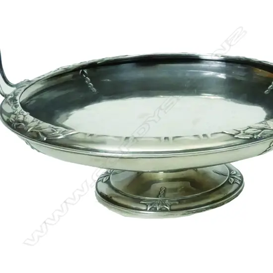 A 1920s silver Arts & Crafts tazza