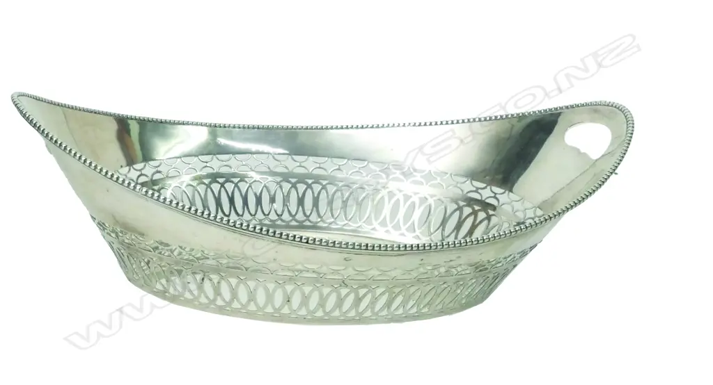 An early 20thC Dutch silver large basket Image 1++