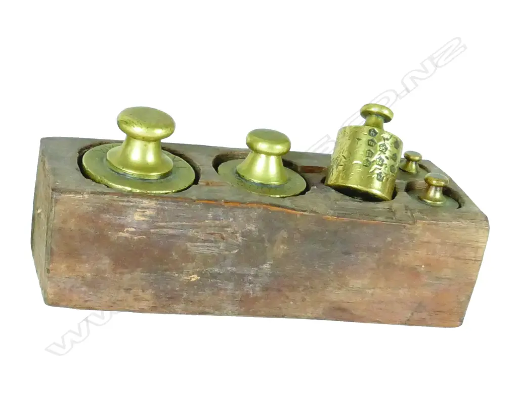 A set of antique French brass weights Image 1++