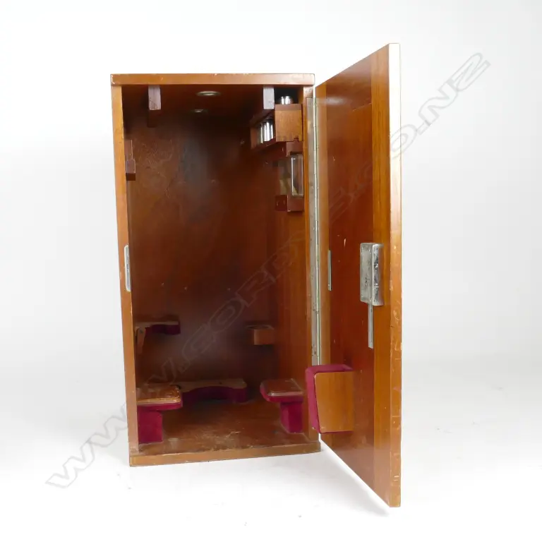 An Ernst Leitz Wetzlar binocular microscope Image 1++