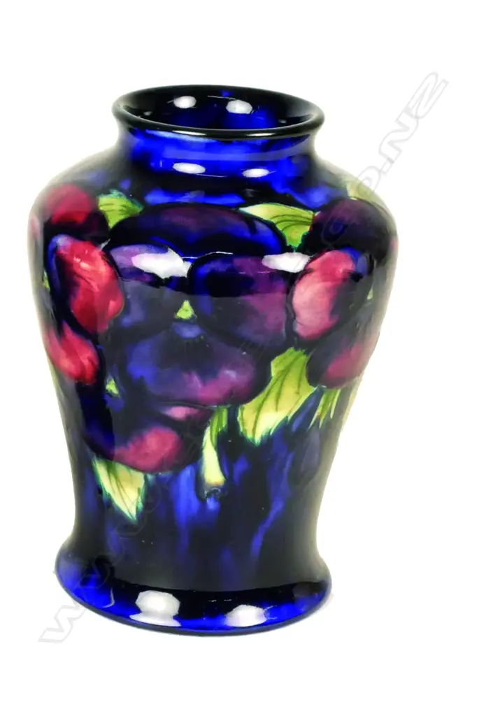 MOORCROFT PANSY VASE Image 1++
