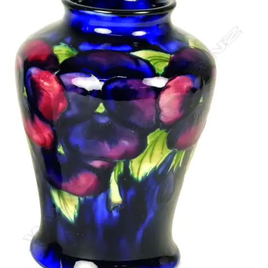 MOORCROFT PANSY VASE