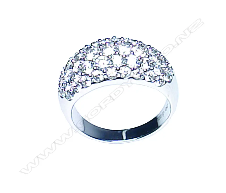 A good modern 18ct. white gold and multi-diamond lady's dress ring Image 1++