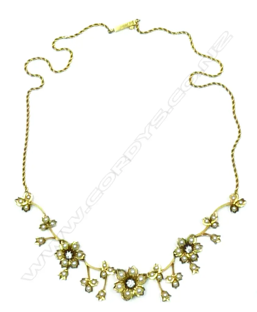 An Edwardian 18ct. gold (tested) Image 1++