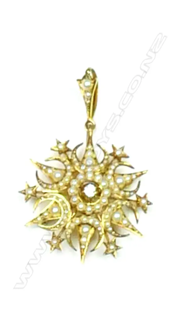 An Edwardian 15ct. gold (tested) Image 1++