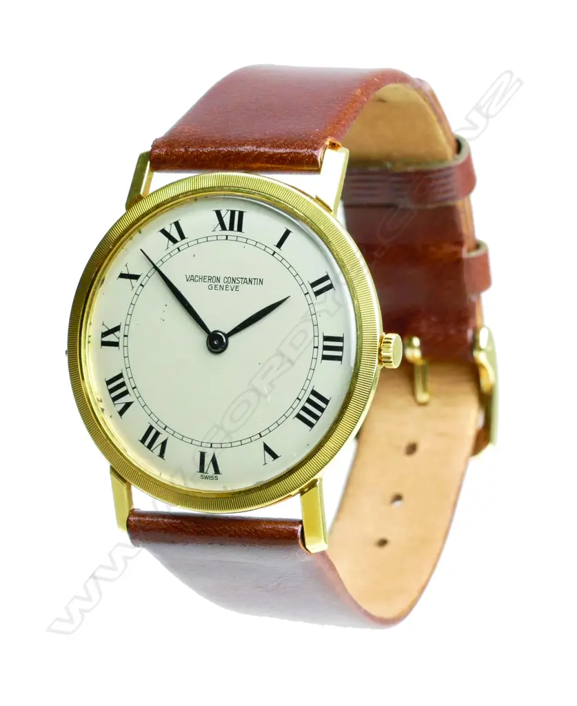 An 18ct. gold vintage Vacheron Constantin ultra-thin gent's dress watch Image 1++