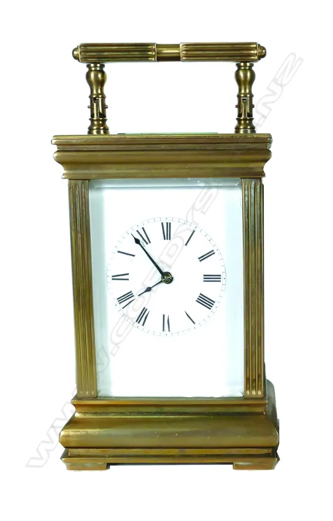 A 19thC French brass carriage clock Image 1++