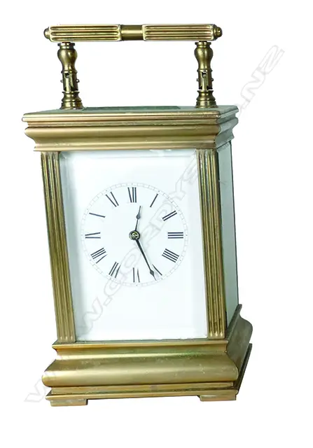 A 19thC French brass carriage clock Image 1++