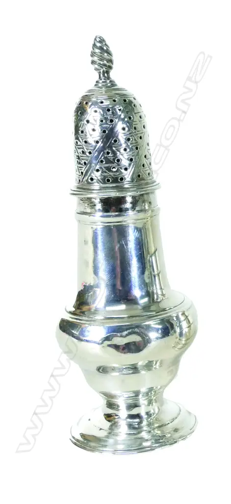 An early George III silver pepperette Image 1++