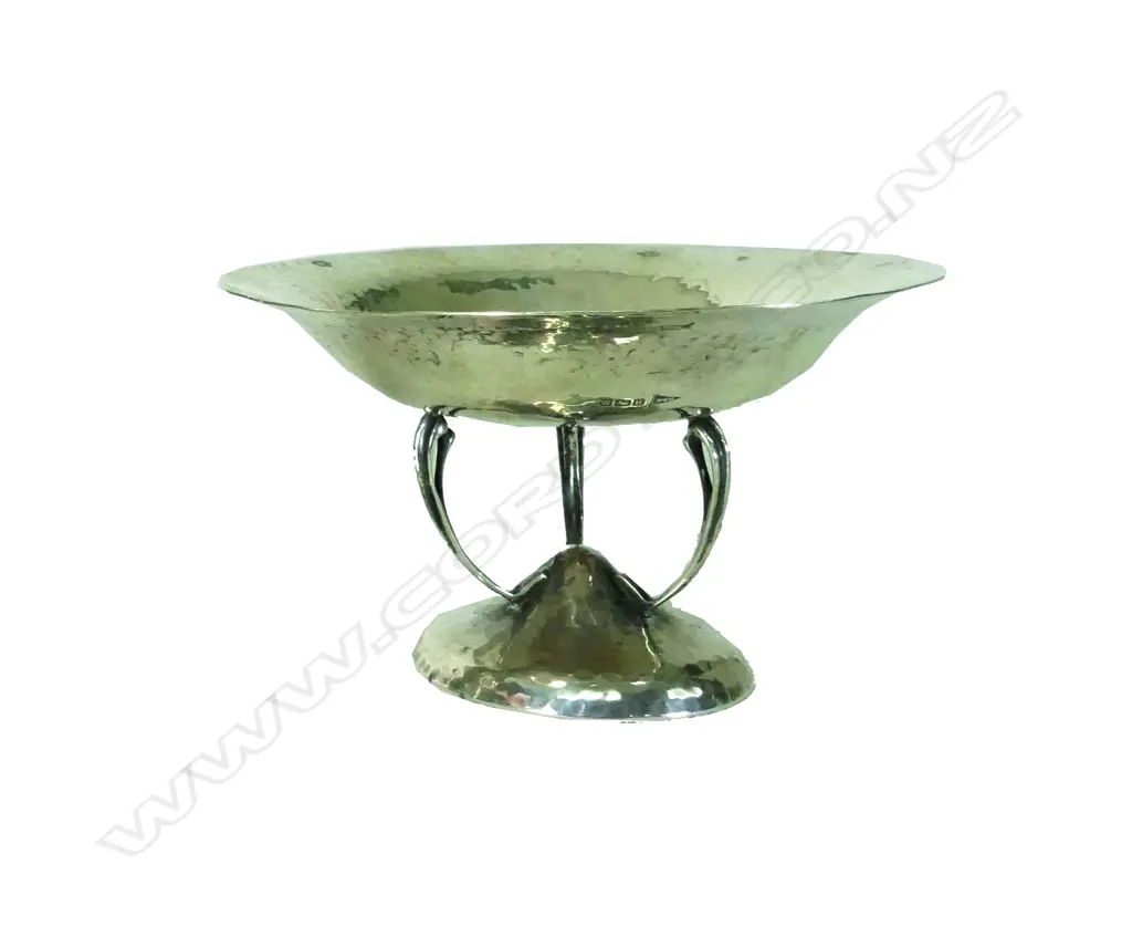 An Edwardian silver tazza Image 1++