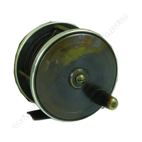A good 3½" Army Navy fly fishing reel