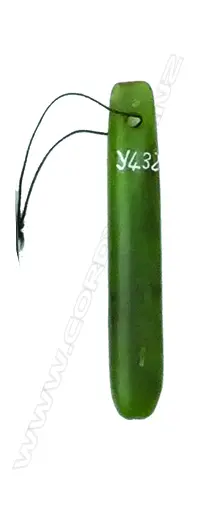 A 19thC Maori pounamu kuru pendant Image 1++