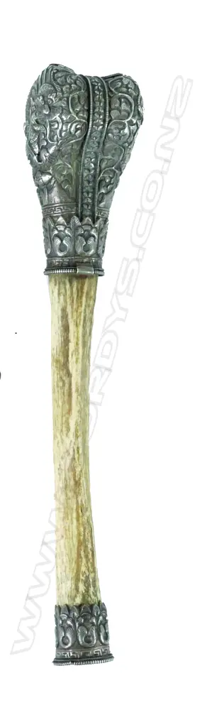 An old bone and silver Tibetan 'kangling' Buddhist trumpet Image 1++