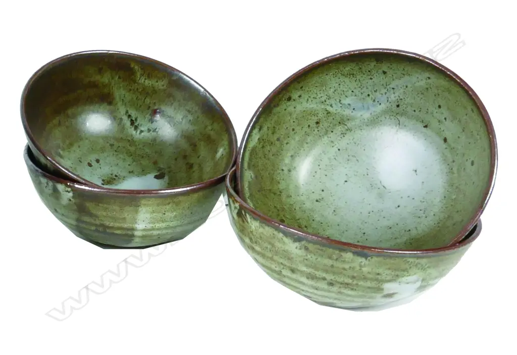 Four Len Castle small bowls Image 1++