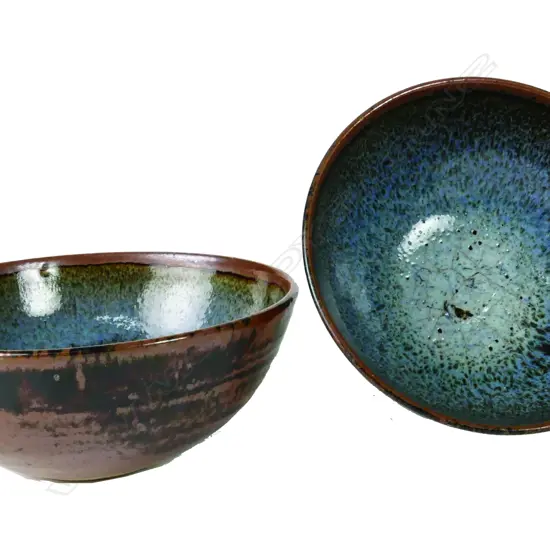 Two small Len Castle bowls