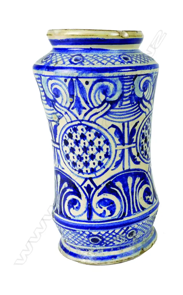An Italian majolica Albarello jar Image 1++
