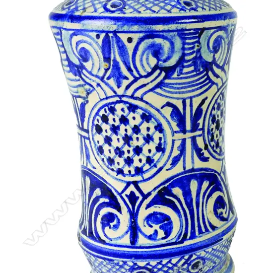 An Italian majolica Albarello jar