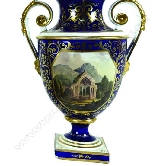 An early 19thC Derby urn vase