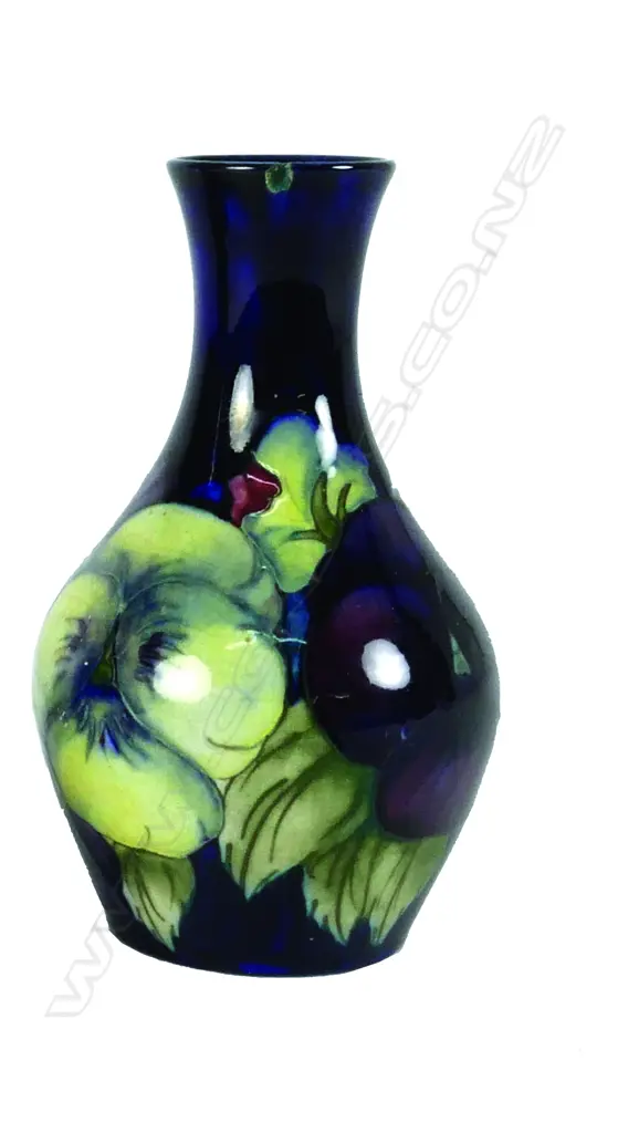 A William Moorcroft Pansy baluster vase Image 1++