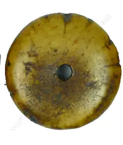 An old manjū-form netsuke Image 1++