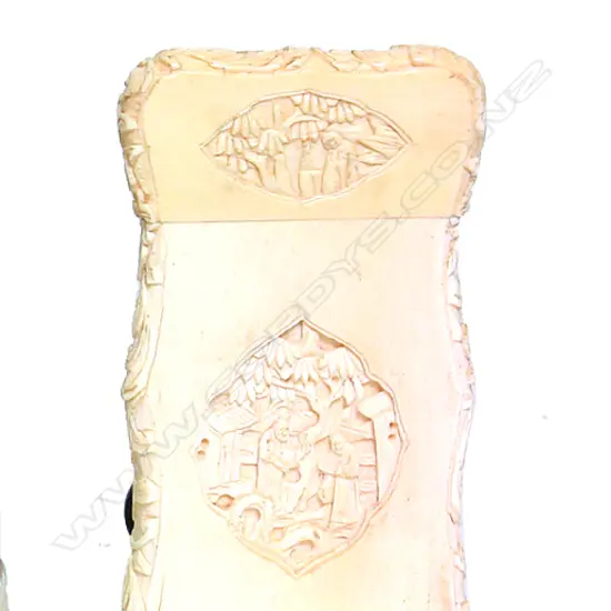 A c.1900 Chinese carved ivory card case