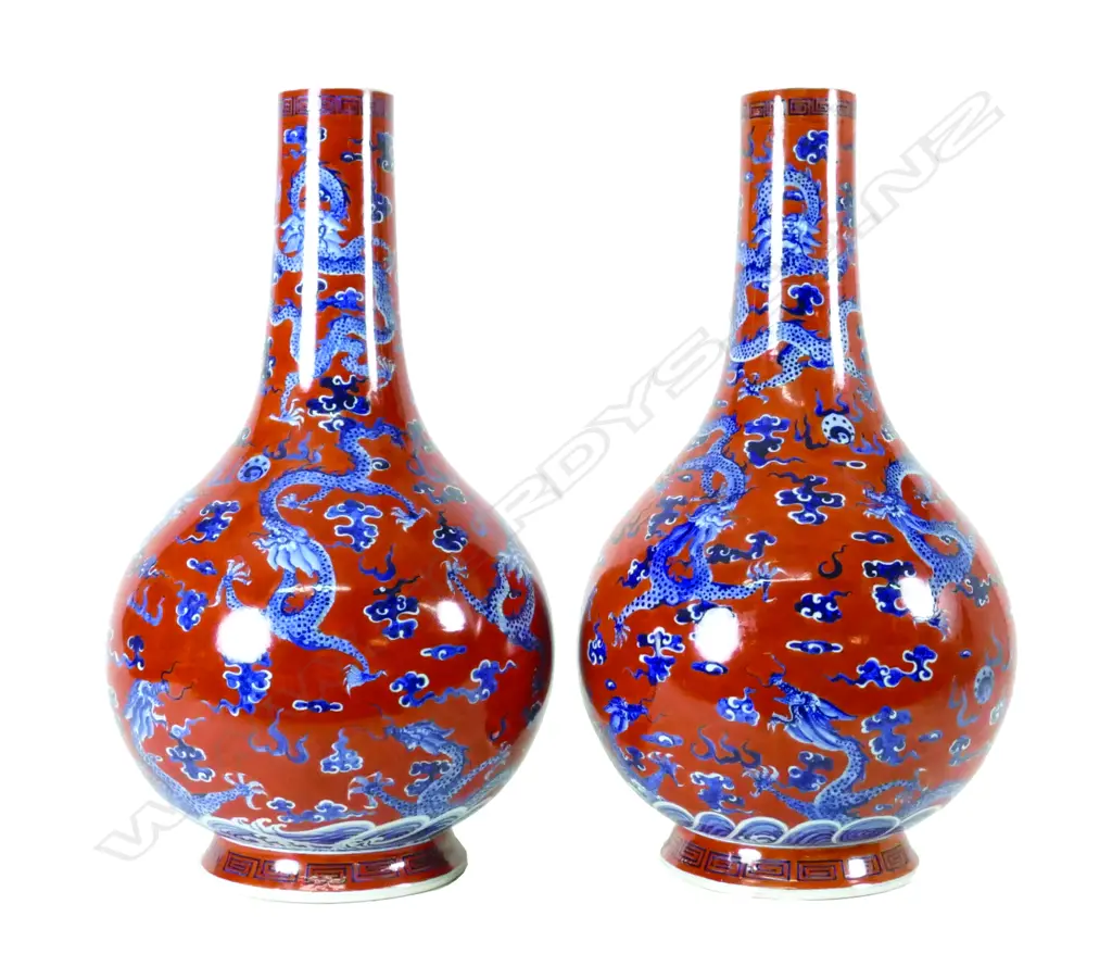 A pair of massive mirror matched  Chinese porcelain vases Image 1++