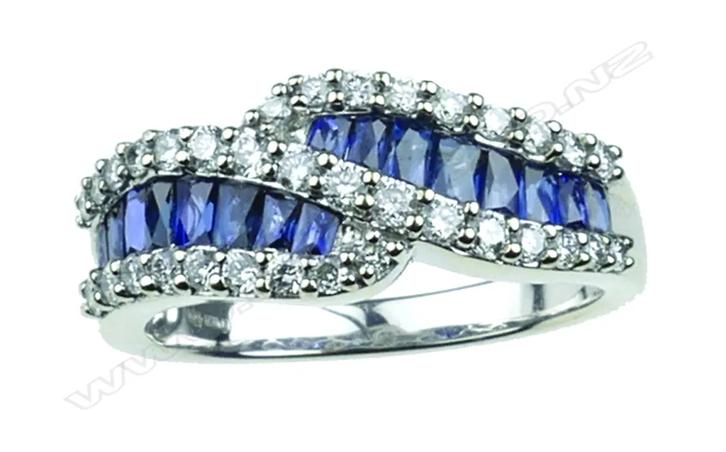 A vintage lady's 18ct. white gold Image 1++