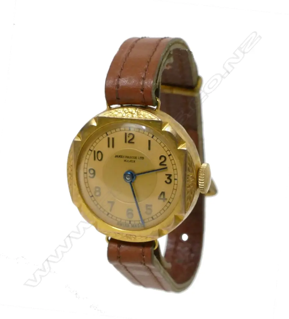 A James Pascoe 'Majex' 9ct. gold lady's wristwatch Image 1++