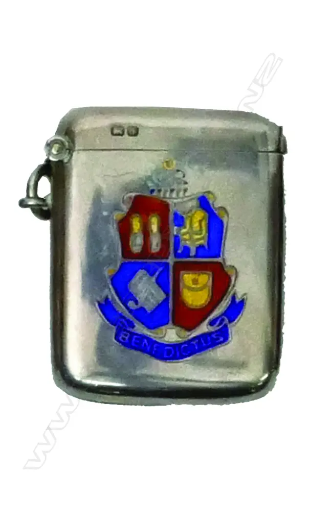 A silver and enamel vesta case Image 1++