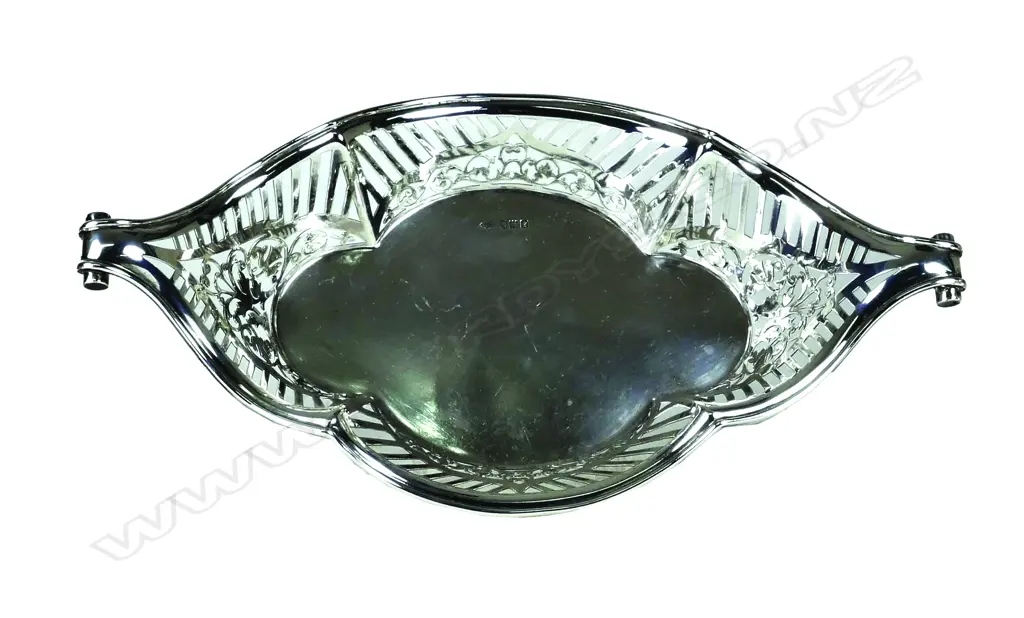 A silver bread basket Image 1++
