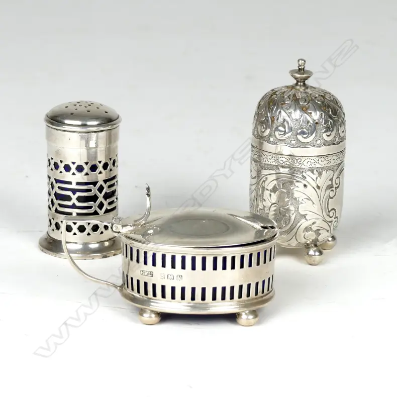 Three late 19thC/early 20thC silver condiments Image 1++