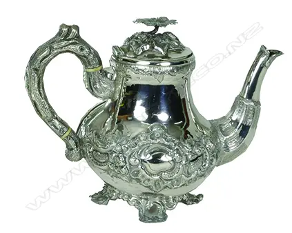 A 19thC Dutch silver small proportion coffee pot Image 1++