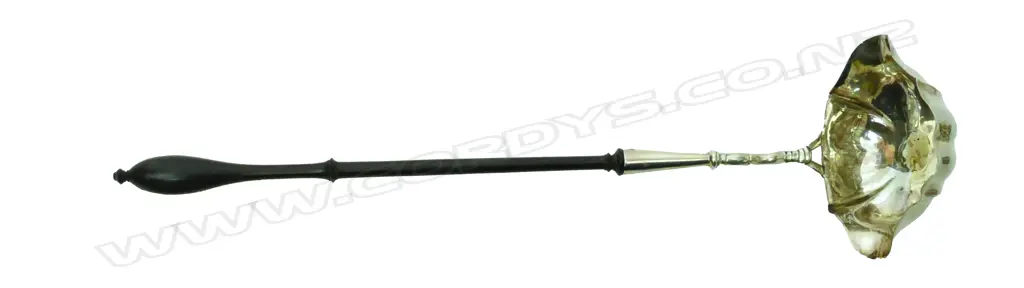 A George III silver toddy ladle Image 1++