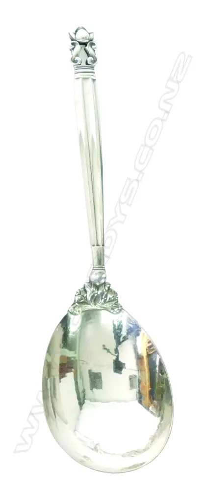 A George Jensen silver Acorn pattern serving spoon Image 1++