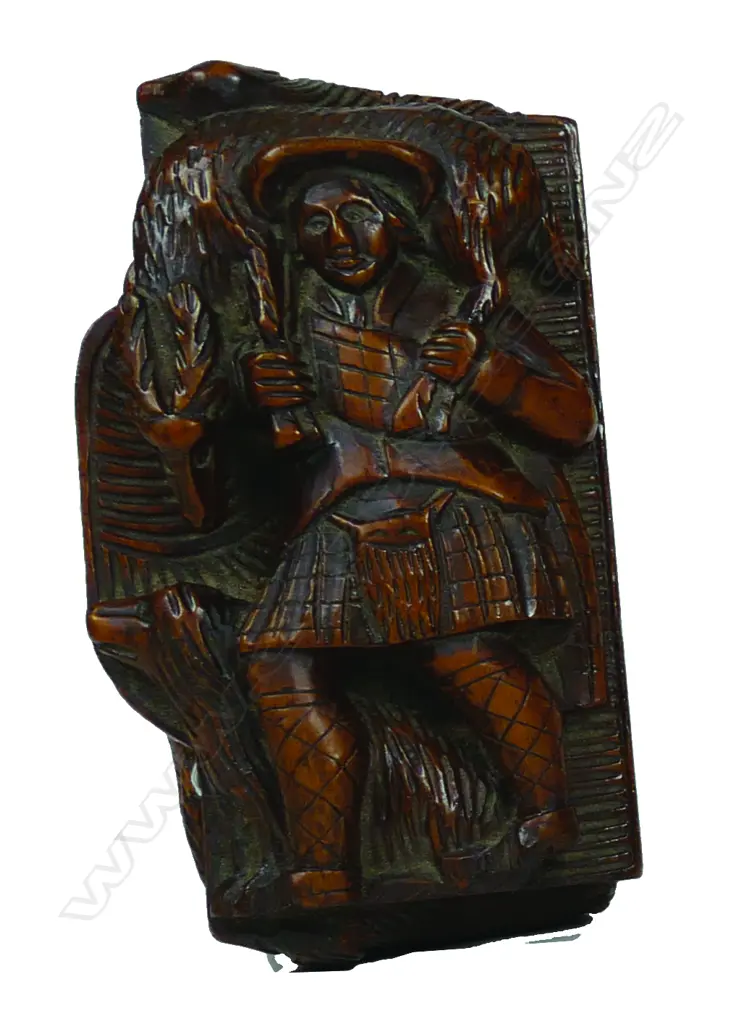 A c.1900 carved deep relief Scottish trinket box Image 1++