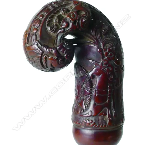A quality finely carved 19thC kriss handle