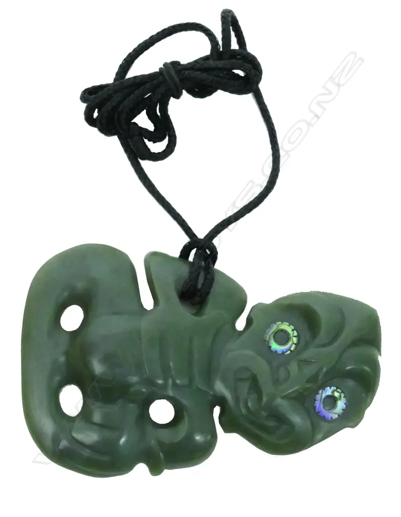 A good Charlie (Raponi) Wilson carved inanga greenstone hei tiki Image 1++