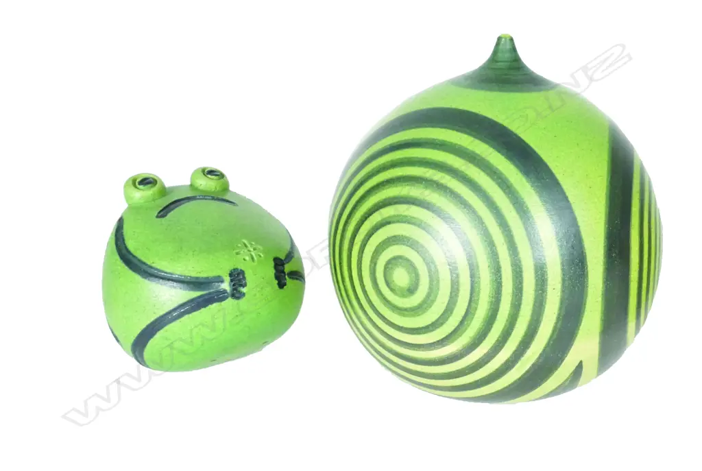 Two Anneke Borren pottery items Image 1++